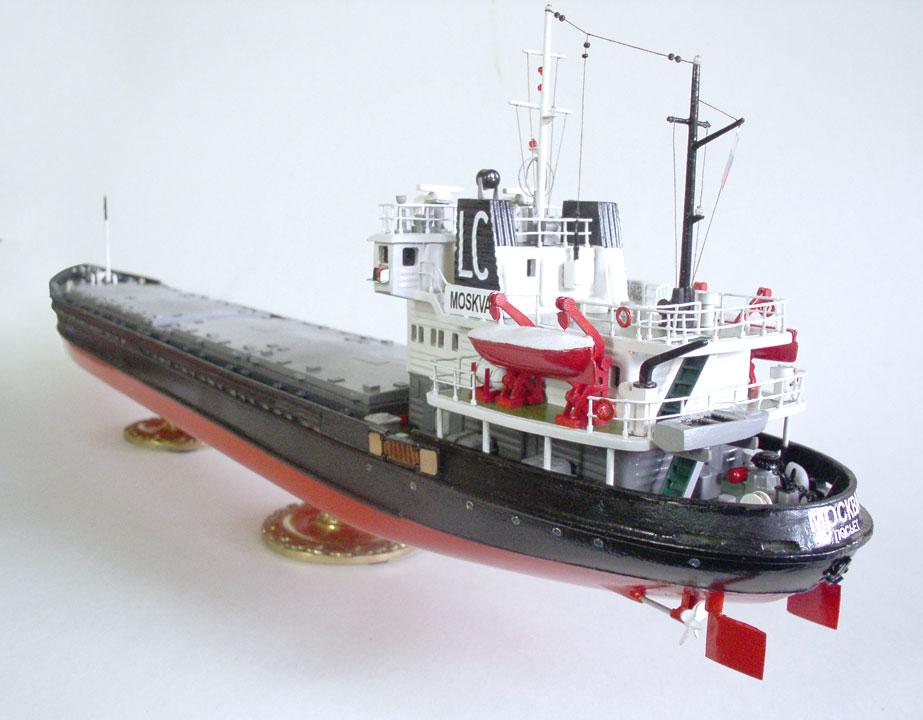 Модель корабля: Речной сухогруз «Москва»
