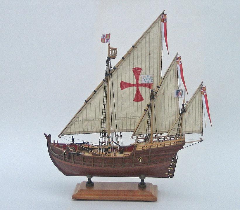 Модель парусника: каравелла Колумба «Нинья»
